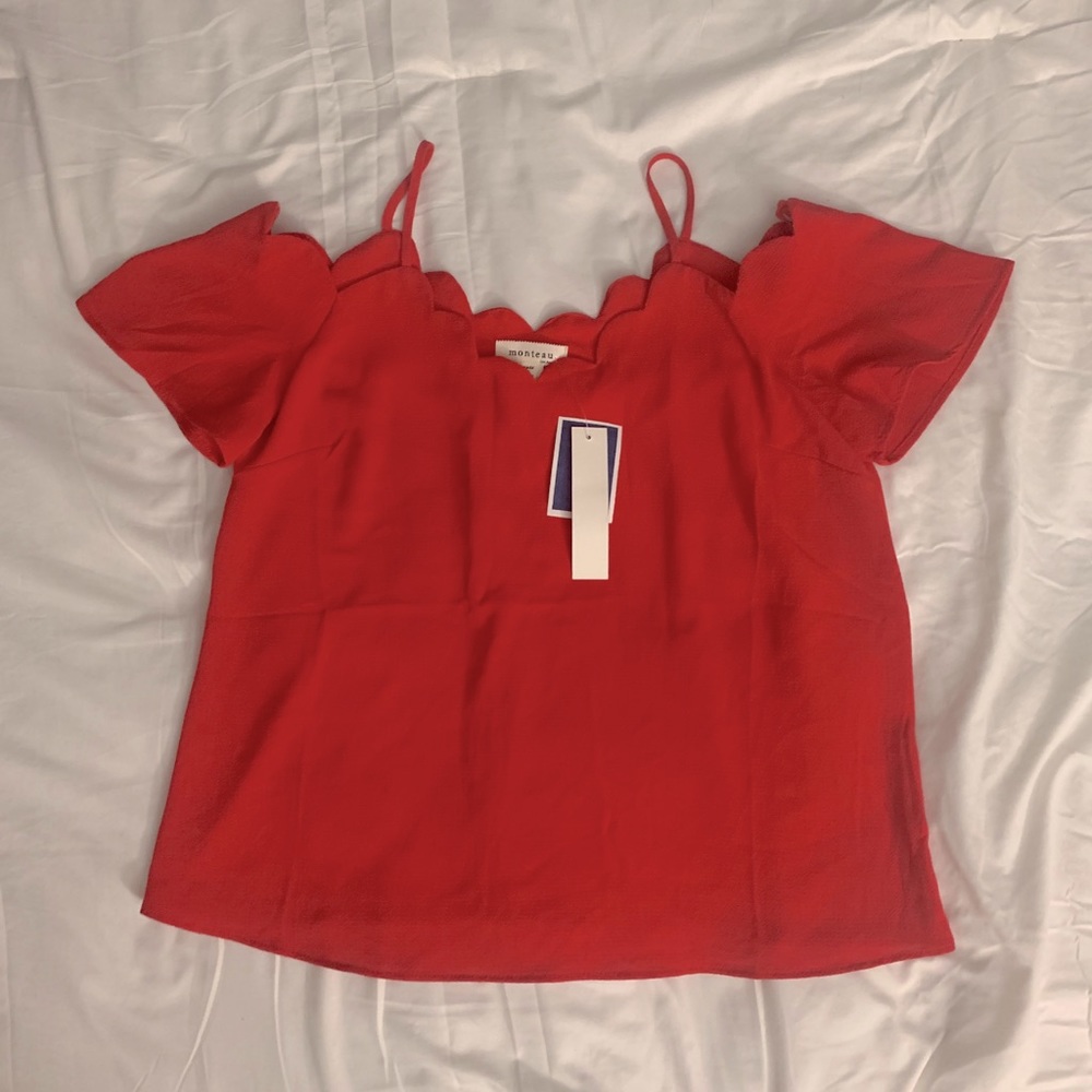 SOLD Red cold shoulder top